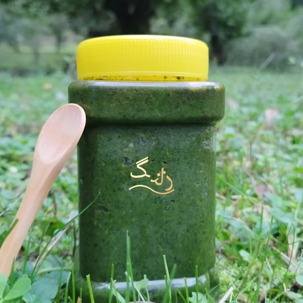 دلال آلوچه و میوه خوشمزه شمال